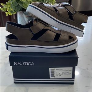 Size 7 Nautica sandals for toddlers